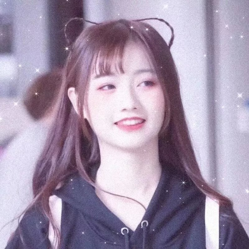 超级明星金·卡戴珊封面